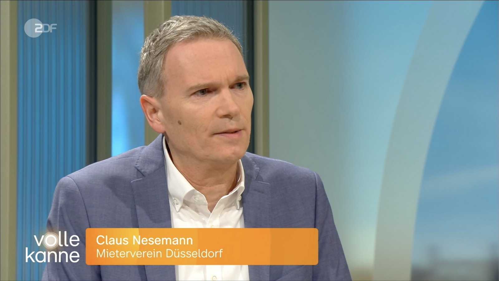 Der Screenshot zeigt Claus Nesemann im Gespräch mit der Moderatorin Nadine Krüger zum Thema Wuchermieten