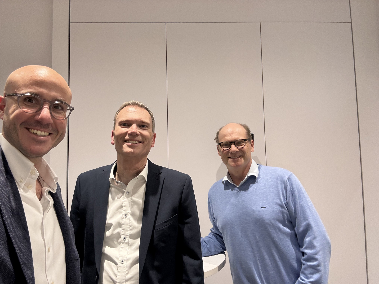 Auf dem Foto sind von links nach rechts Falko Ruhnke, Claus Nesemann und Thomas Bertram zu sehen.
